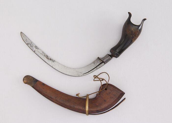 Knife (Korambi) with Sheath