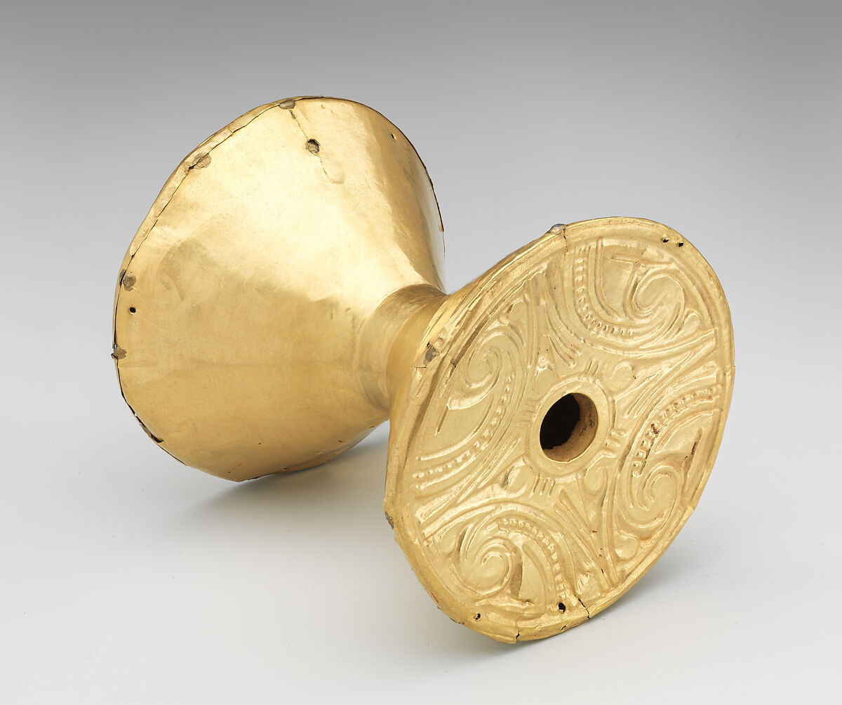 Ear Spool, Hammered gold, Calima-Yotoco 