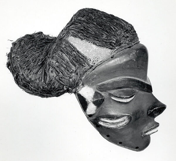 Mask (Mbuya), Wood, pigments, fiber, Pende peoples
