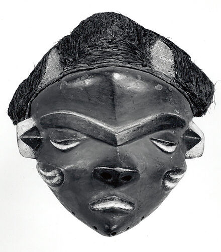 Mask (Mbuya)