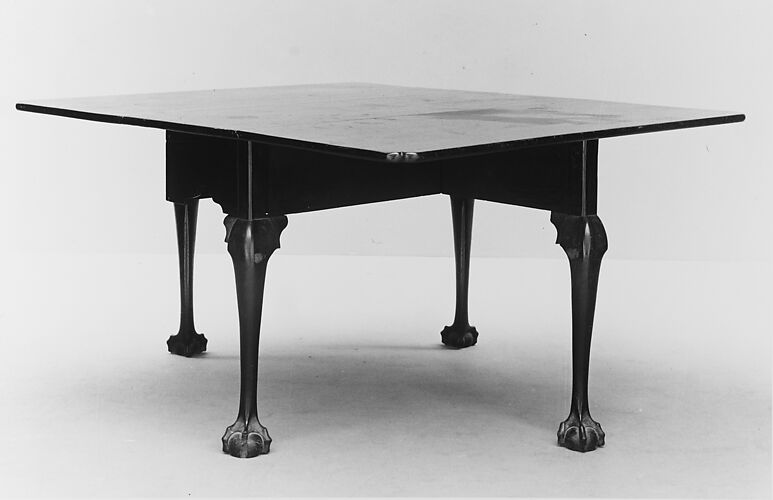 Drop-leaf Dining Table
