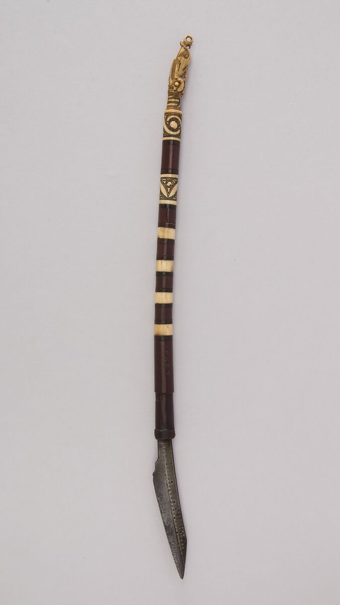 Dagger (Pisau Raut), Steel, bone, wood, horn, Dyak 