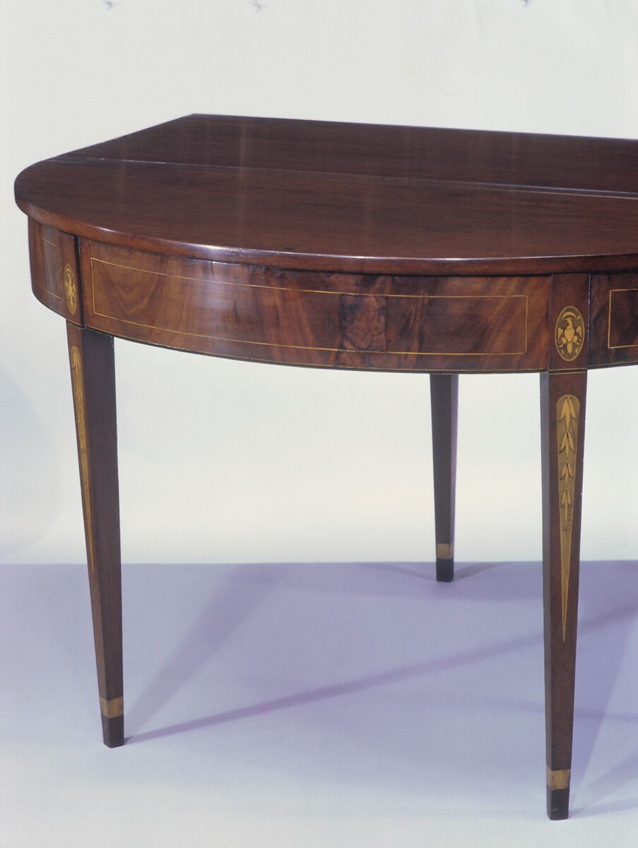 Drop-leaf dining table, Mahogany, tulip poplar, white pine, sycamore, American