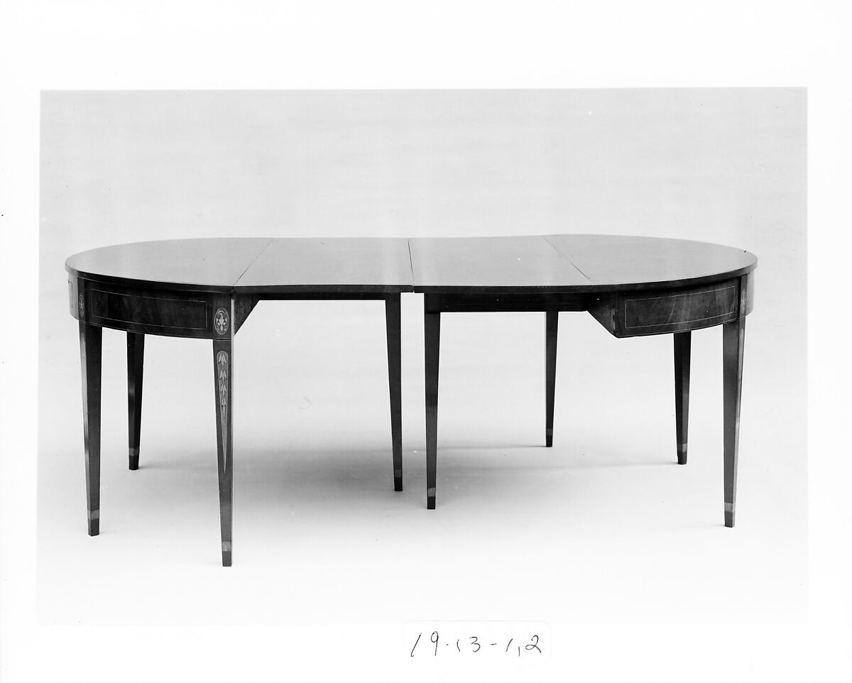 Drop-leaf Dining Table, Mahogany, tulip poplar, white pine, sycamore, American