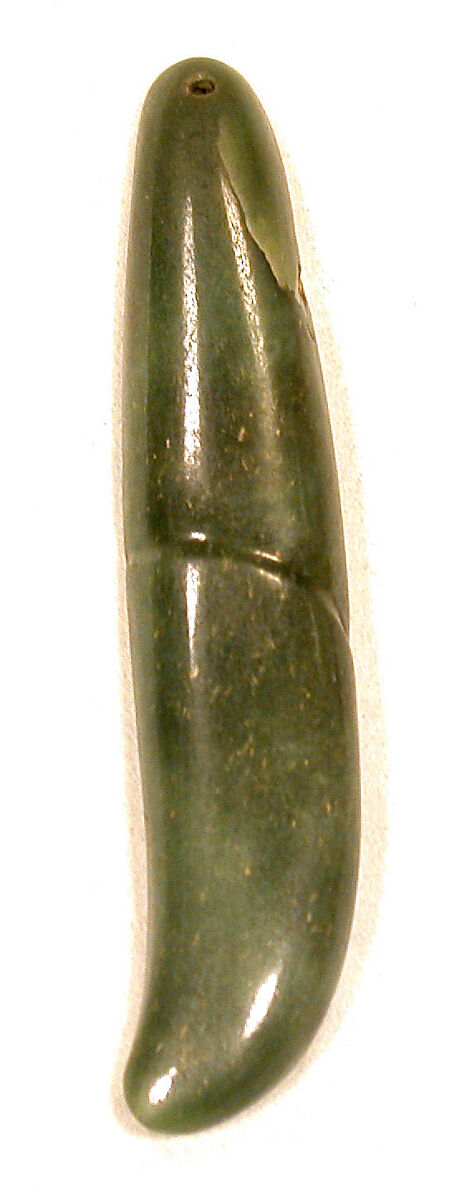 Tooth-Form Pendant, Jade, Olmec 