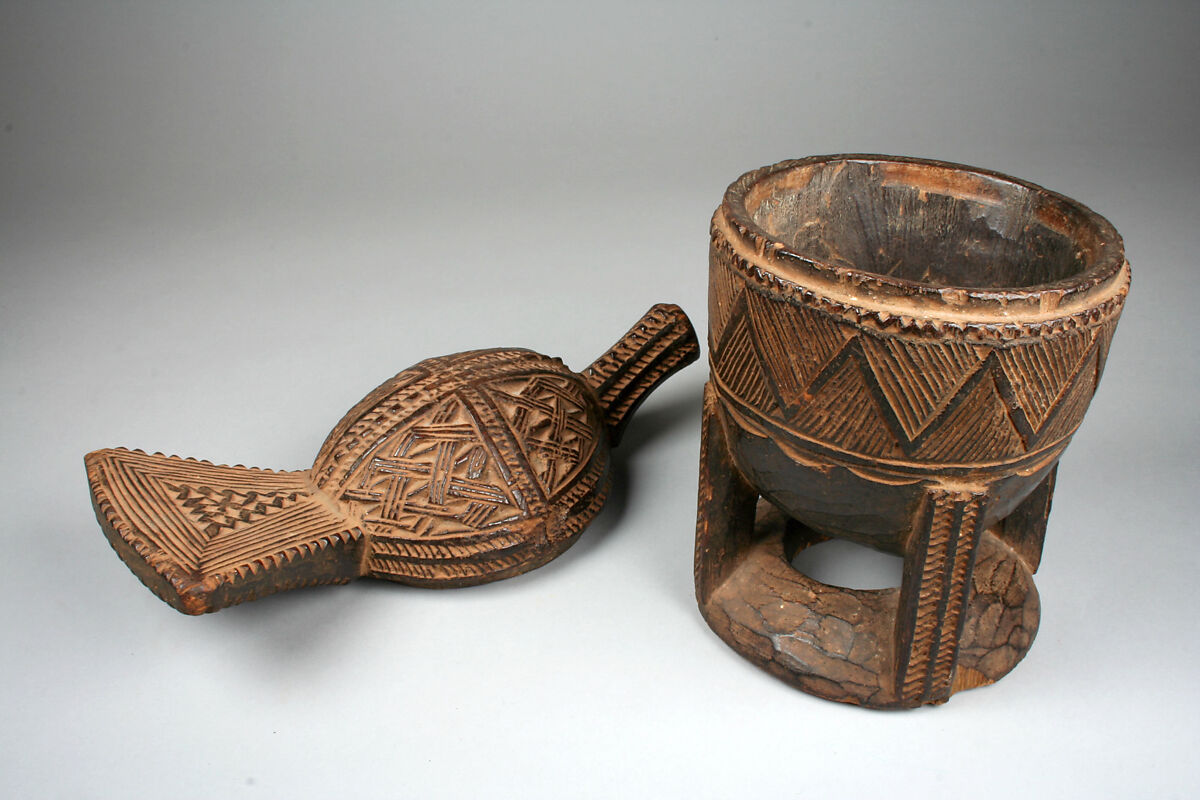 Lidded Vessel: Bird, Nupe artist, Wood, Nupe peoples
