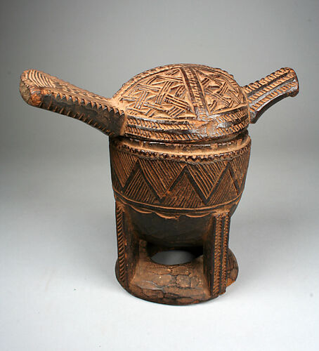 Lidded Vessel: Bird