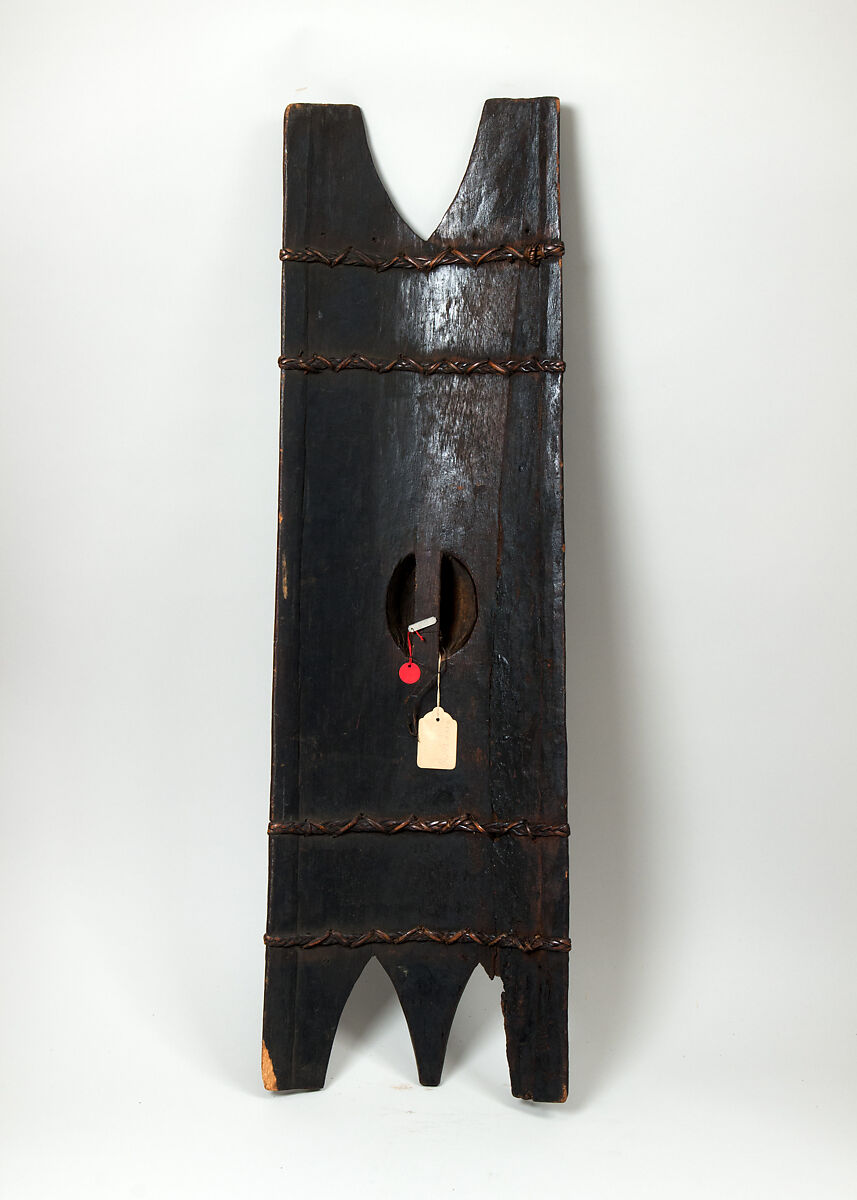 Shield, Wood, pigment, Philippine, Bontoc
