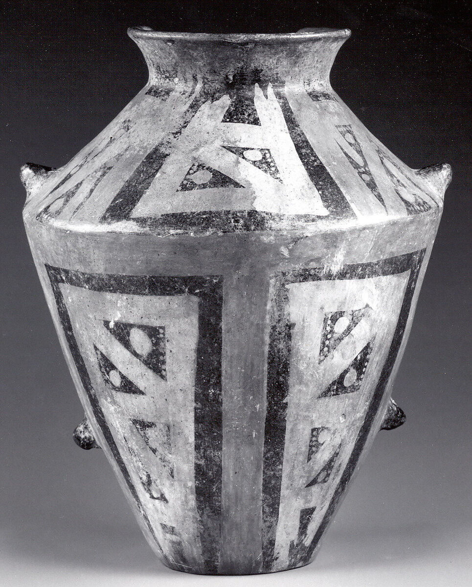 Jar, Geometric Pattern, Ceramic, slip, Quimbaya