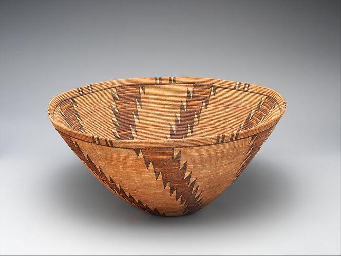 NATIVE AMERICAN ANTIQUE YUROK BASKET - Pioneer Recycling Services