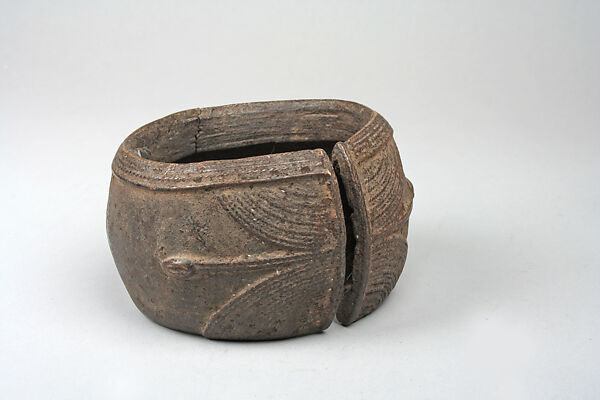 Bracelet, Copper alloy, Nigeria 