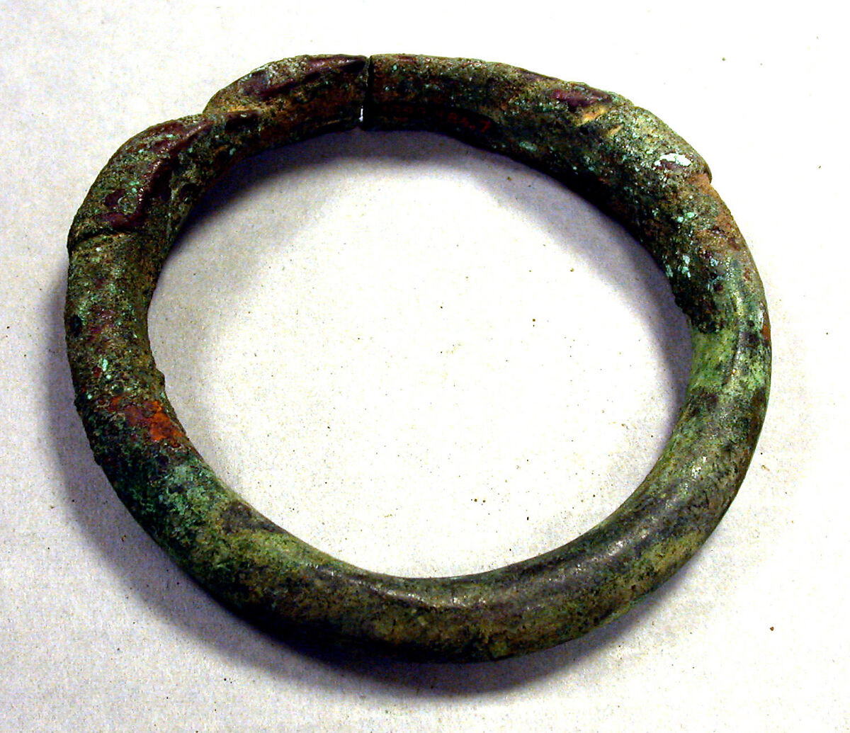 Bracelet, Copper alloy, Middle Niger civilization 