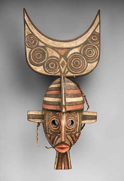 Mask: Crescent-Moon (Karou), Wood, pigment, fiber, Marka-Dafing peoples 
