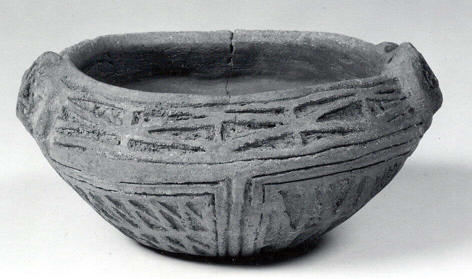 Bowl with Stippled Designs, Ceramic, Quimbaya
