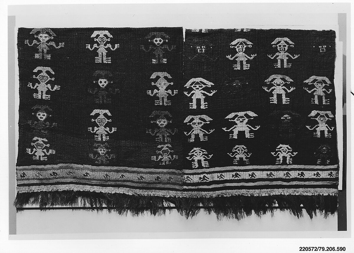 Tunic with Crescent Headdress Figures, Camelid wool, cotton, Chimú