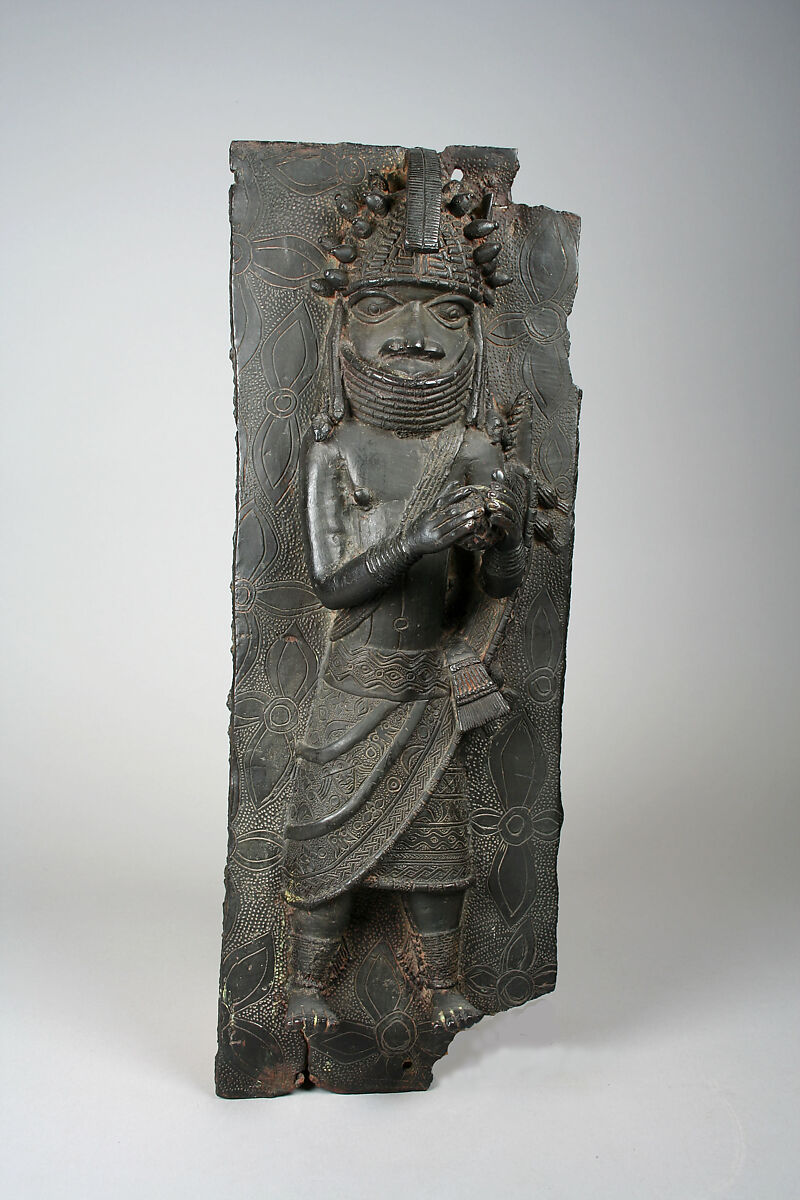 Plaque: Titleholder with Calabash Rattle, Brass, Edo peoples 