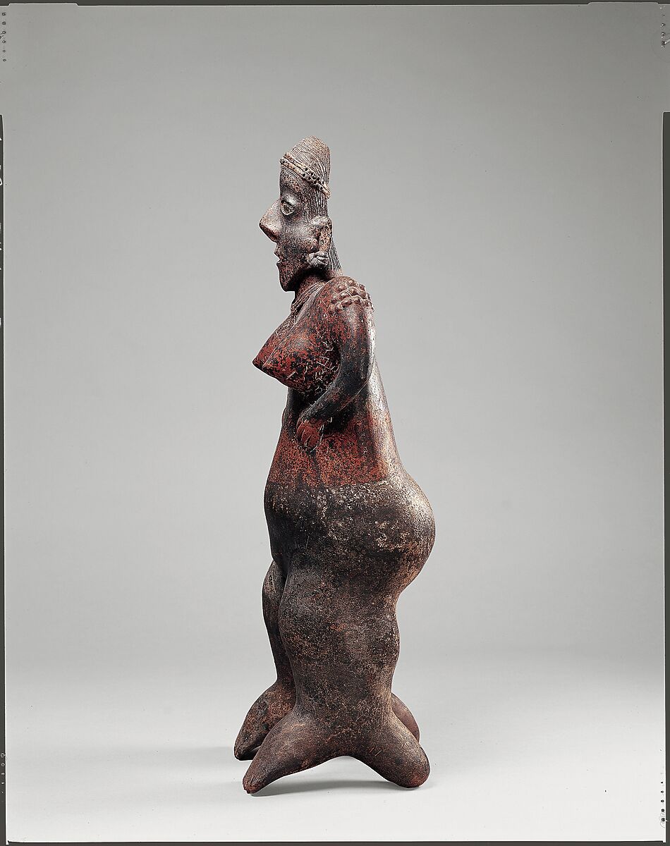 Standing Female Figure, Ceramic, San Sebastián