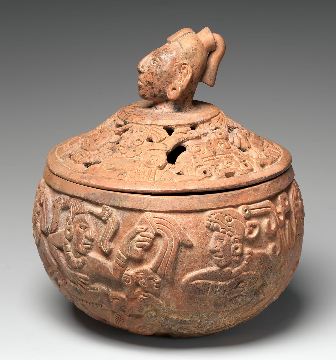 Lidded bowl with ballgame scenes, Río Blanco artist, Ceramic, slip, paint, Central Veracruz
