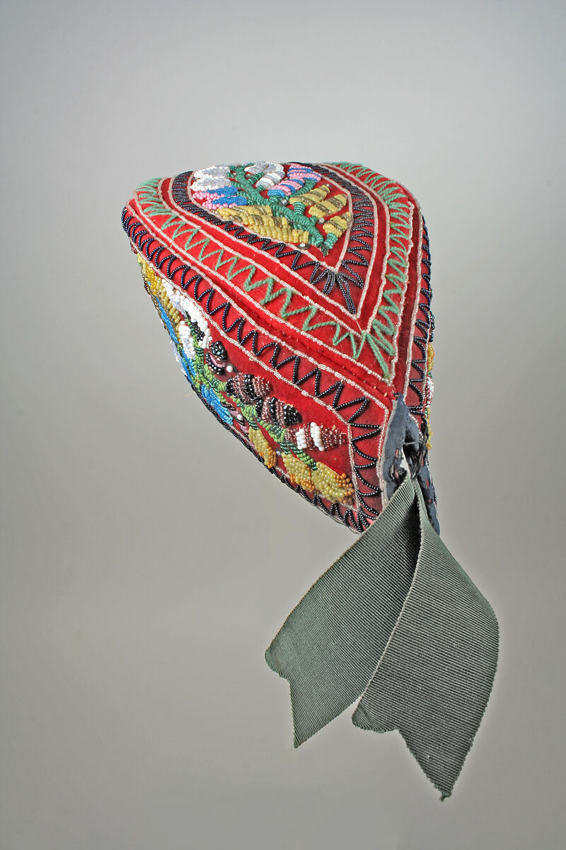 Glengarry style cap, Wool, cotton, silk, glass, Haudenosaunee  (Iroquois)