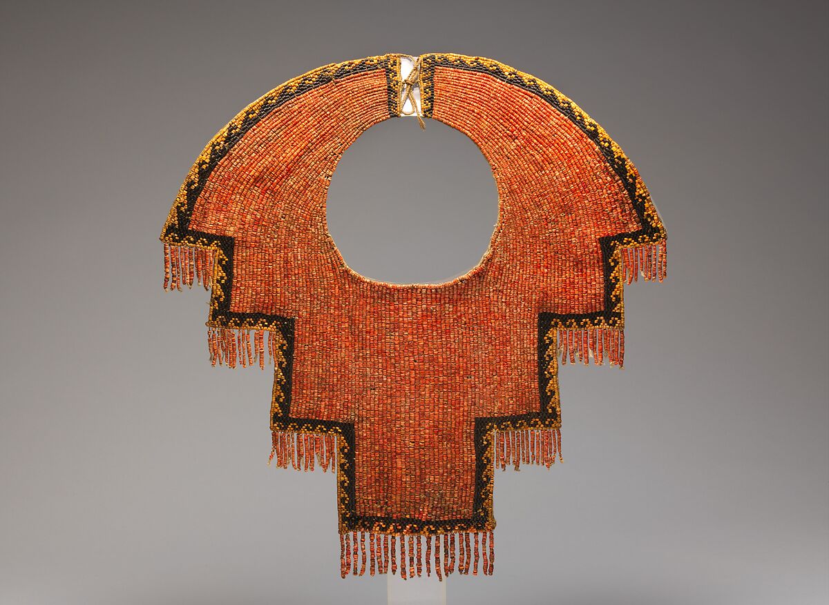 Collar, Chimú artist(s), Spondylus shell and black stone beads, cotton, Chimú 