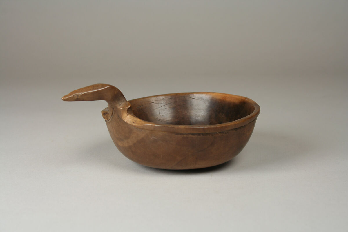 Medicine Bundle Bowl and Bag, Wood, wool, native-tanned skin, Ho-Chunk