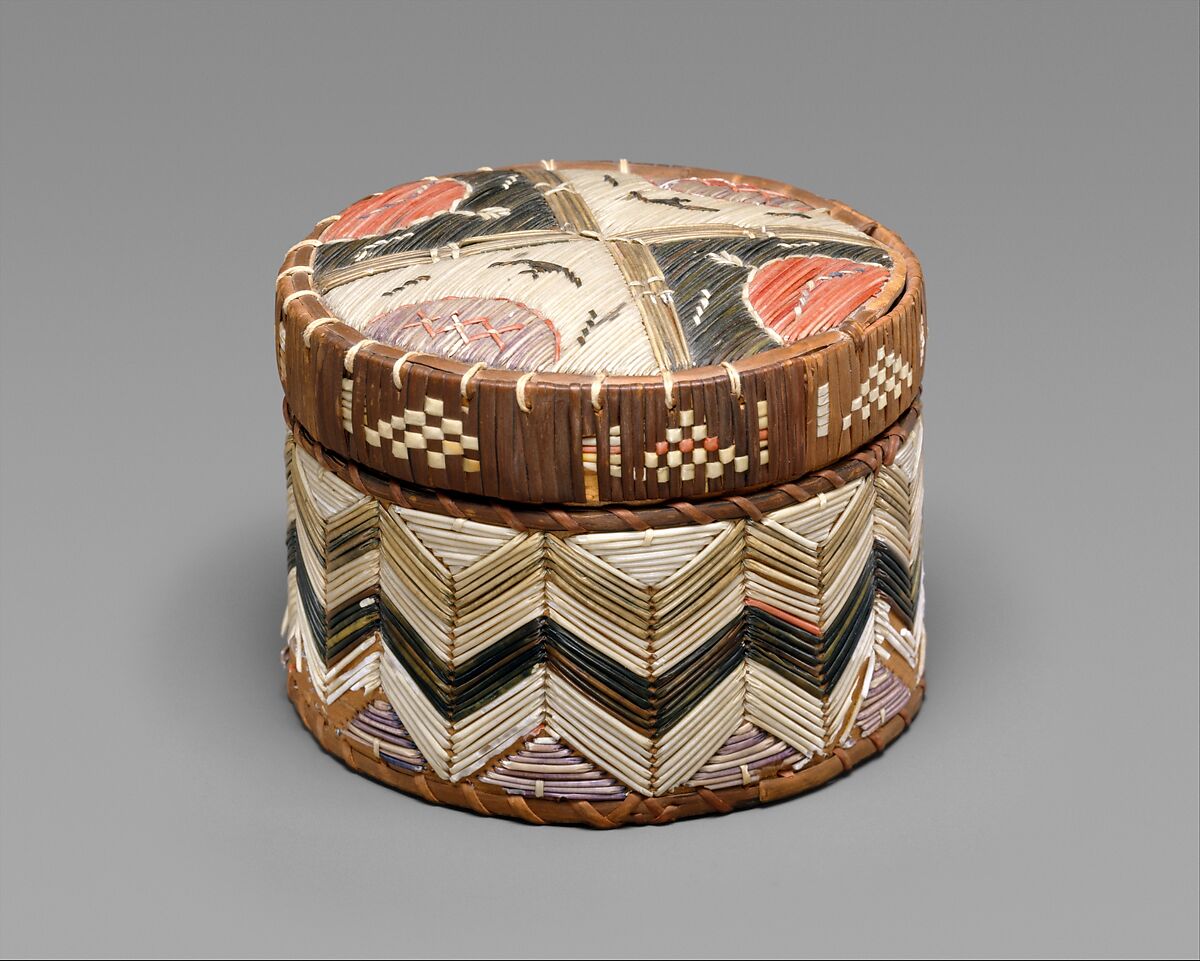 Lidded Box, Birchbark, wood, spruce root, quill, Micmac 