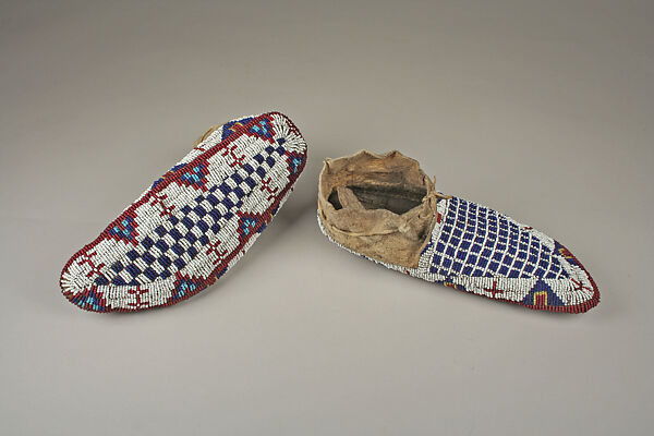 Pair of Moccasins, Native-tanned skin, glass, Sioux
