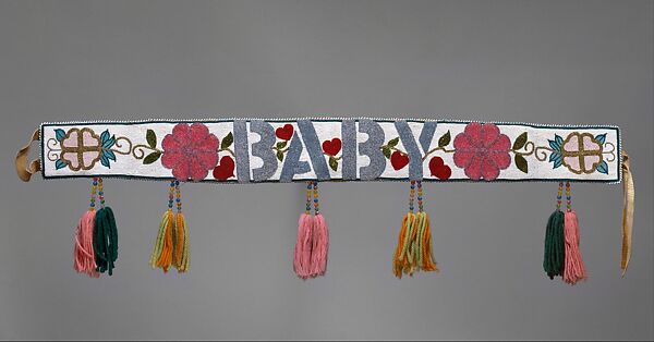 Baby Strap, Alice Frost (First Nation, Gwitchin, Yukon, 1937–Yukon, 1998), Native-tanned skin, glass, plastic, wool 