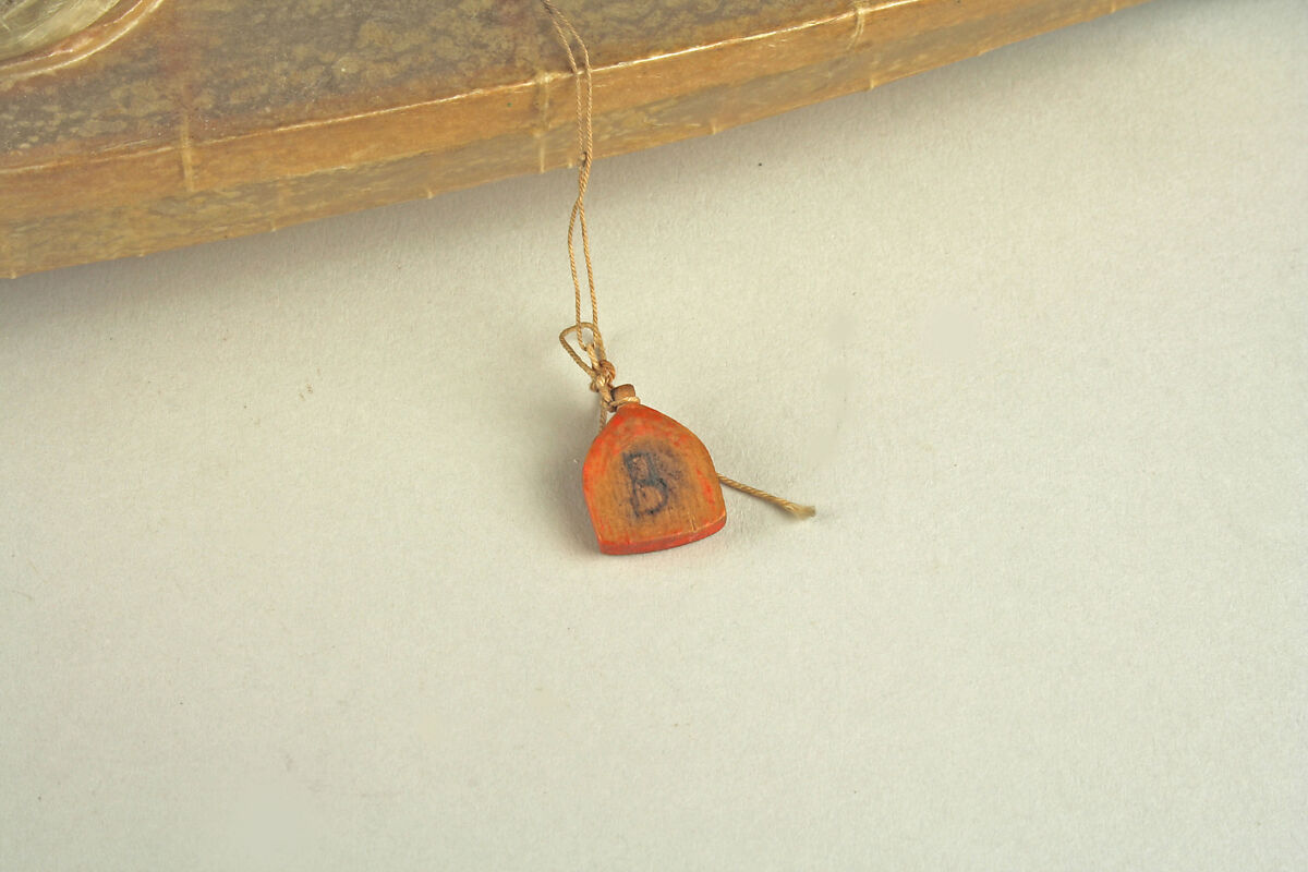 Kayak Model with Hunter, Gutskin, fur, wood, sinew, pigment, Aleut