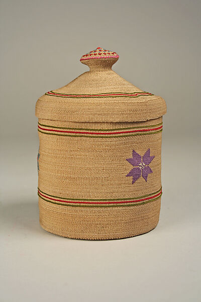 Lidded Basket, Beach grass, silk, Aleut 