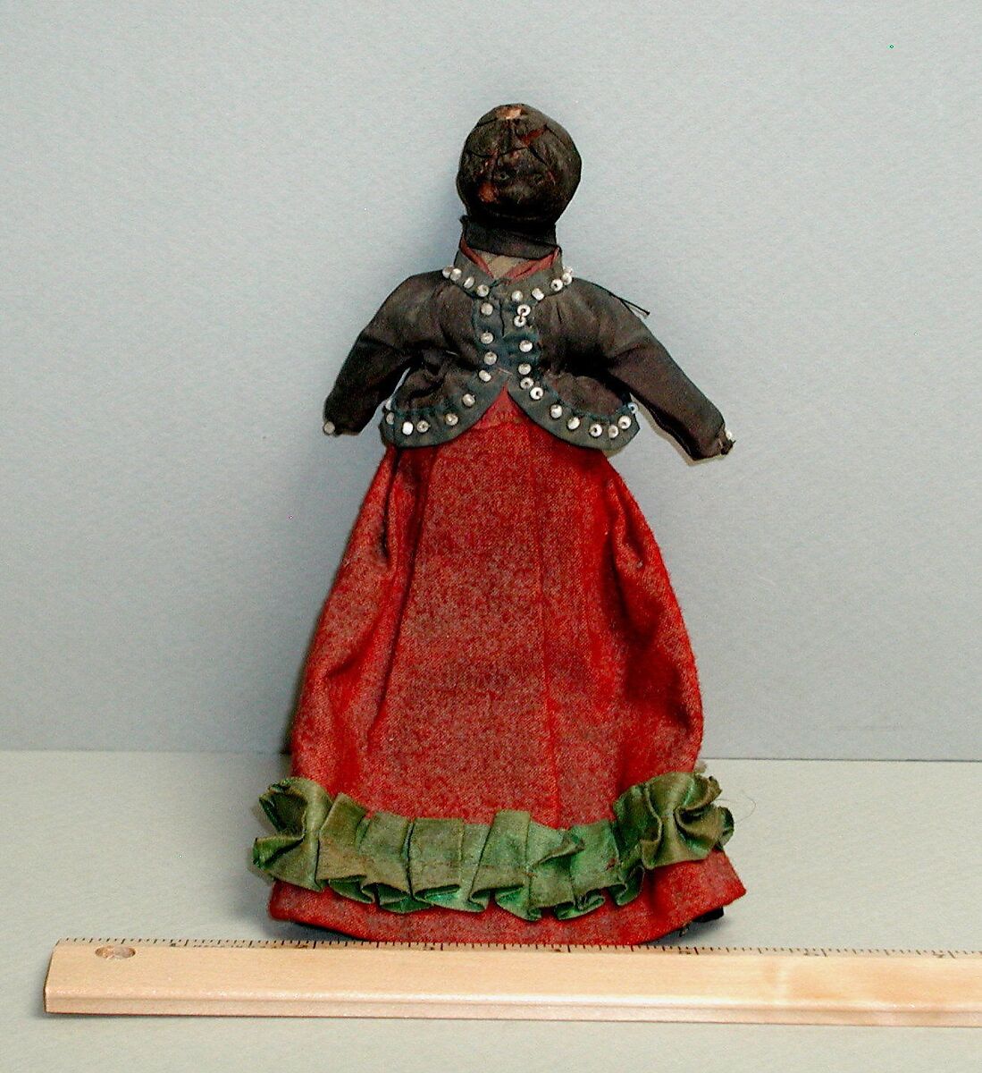 Canoe Model with Dolls, Canoe: Birchbark, wood, quill
Dolls: Silk, cotton, wool, glass, resin, Micmac