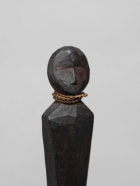 Hos (weather charm), Attributed to Yap Island artist, Wood, stingray spines, fiber, lime, Caroline Islands