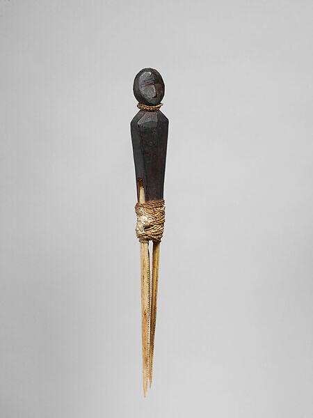Hos (weather charm), Attributed to Yap Island artist, Wood, stingray spines, fiber, lime, Caroline Islands