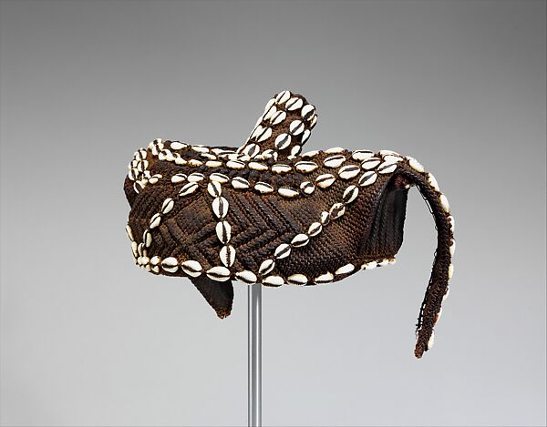 Hat, Raffia palm fiber, cowrie shells, Pende peoples (?) 