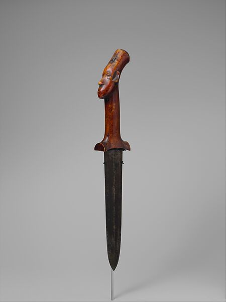 Knife: Head (Namambele), Iron, wood, Mangbetu peoples 