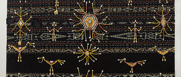 Lawo butu (women’s ceremonial skirt), Ngada artist, Cotton, glass beads, chambered-nautilus shell, nassa shell, Ngada peoples