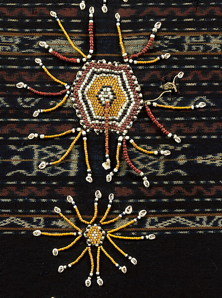 Lawo butu (women’s ceremonial skirt), Ngada artist, Cotton, glass beads, chambered-nautilus shell, nassa shell, Ngada peoples