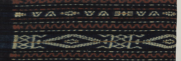 Lawo butu (women’s ceremonial skirt), Ngada artist, Cotton, glass beads, chambered-nautilus shell, nassa shell, Ngada peoples