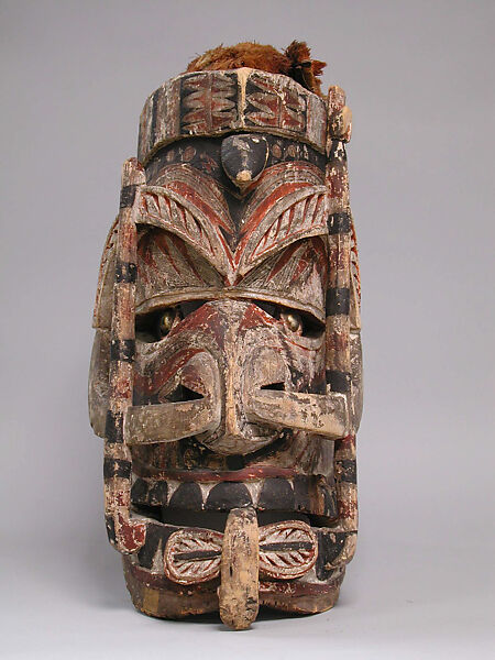Mask (Tatanua), Wood, fiber, barkcloth, paint, shell, Northern New Ireland