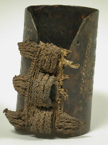 Arm Band, Turtle shell, fiber, lime, Lower Sepik region