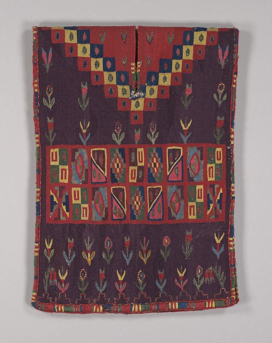 Miniature tabard, Cotton, camelid hair, silk, metal, Inca and Spanish