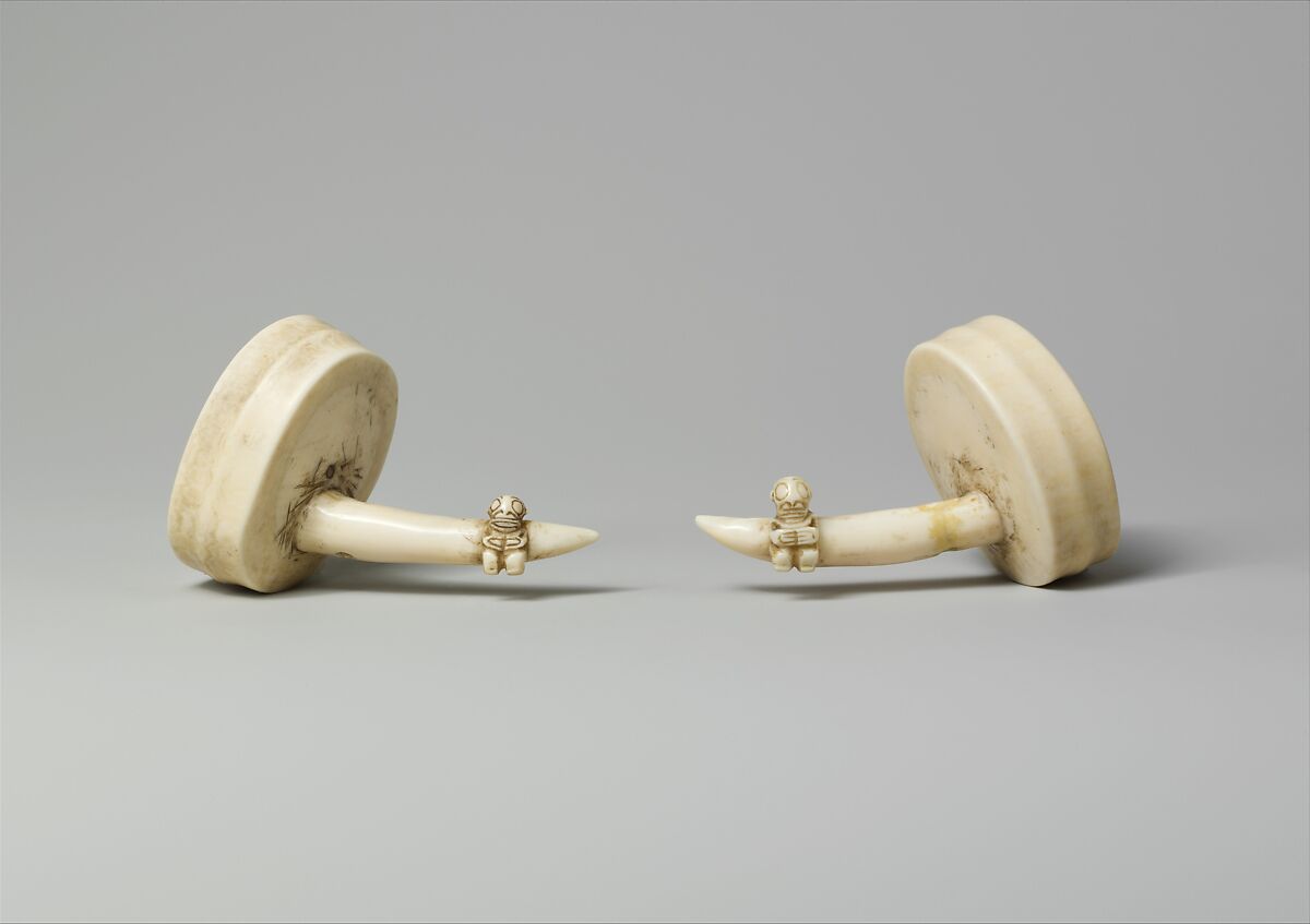 Hakakai (ivory ear ornaments), Ènata artist, Whale ivory, Marquesan (Enata) people
