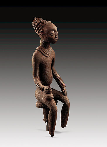 Commemorative figure of a chief