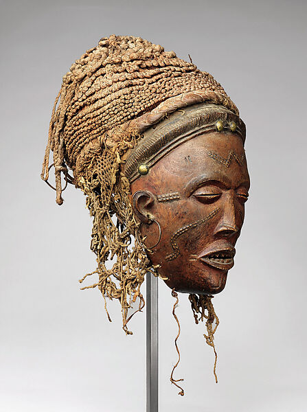 Female Face Mask (Mwana Pwo) The Art Institute Of Chicago