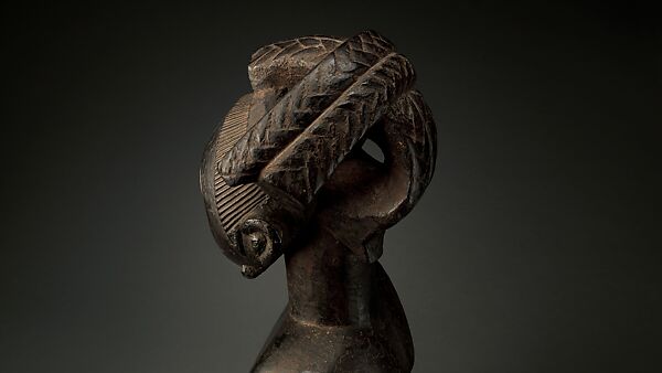 Singiti (commemorative portrait of a chief), Hemba artist, Wood, pigment, Hemba