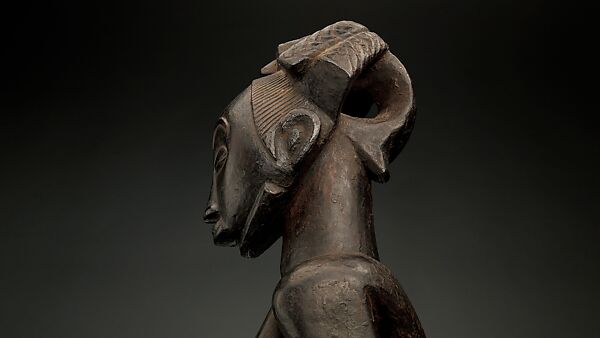 Singiti (commemorative portrait of a chief), Hemba artist, Wood, pigment, Hemba