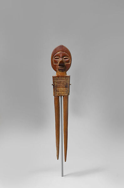 Comb (yisanunu), Wood, Yaka peoples 