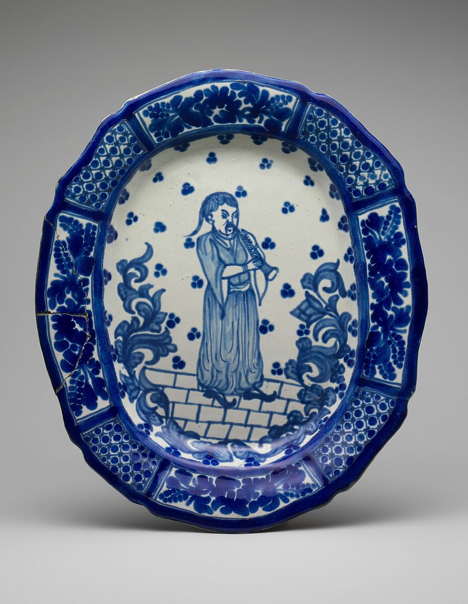 Dish, Tin-glazed earthenware, Mexican 