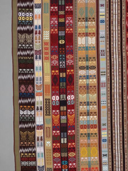 Lamba Tselatra (Spark), Martin Rakotoarimanana (b. 1963, Avironimamo, Madagascar), Silk, dye, Merina peoples