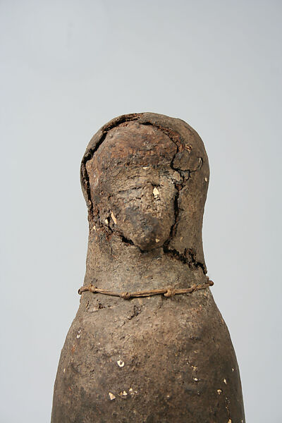 Figure (Eraminio), Wood, sacrificial materials, eggshells, fibers, Bidjogo peoples